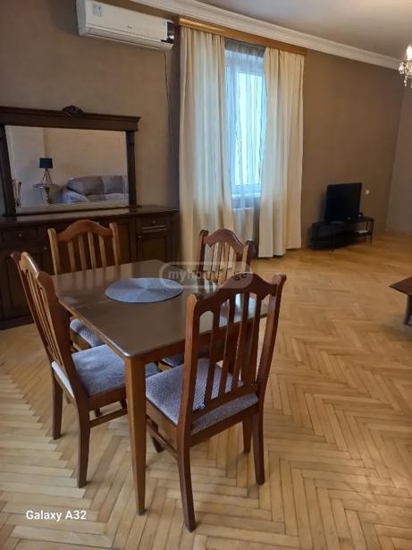 3 room Flat For Rent. Mtatsminda  - picture #1