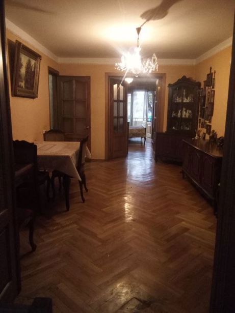 4 room Flat For Rent. Saburtalo  - picture #1