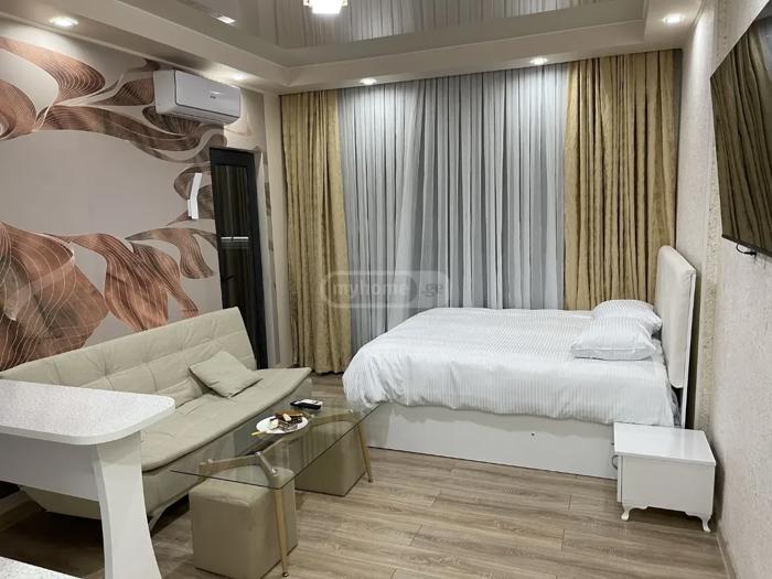1 room Flat For Rent. Batumi - picture #1