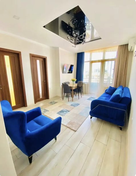 3 room Flat For Rent. Batumi - picture #1