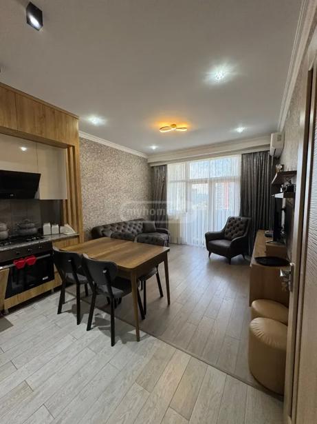 3 room Flat For Rent. Batumi - picture #1