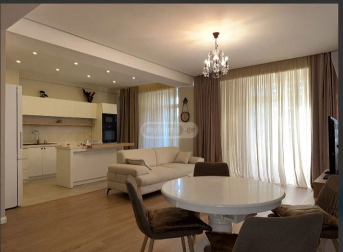 3 room Flat For Rent. Saburtalo  - picture #1