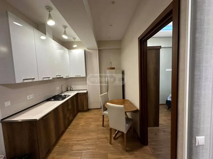 3 room Flat For Rent. Saburtalo  - picture #1