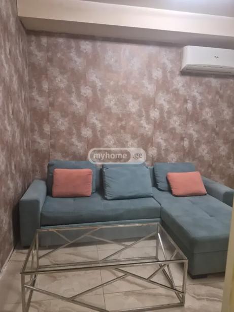 2 room Flat For Rent. Saburtalo  - picture #1