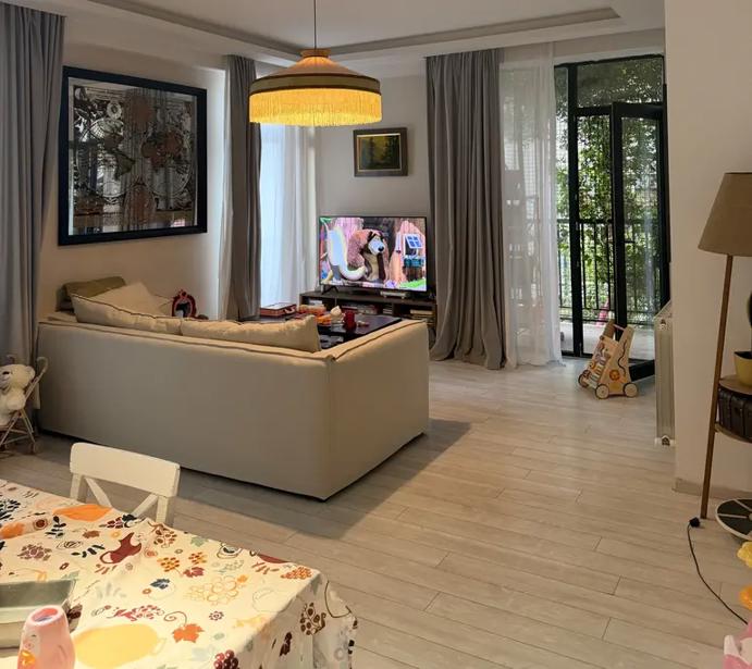 3 room Flat For Sale. Vake  - picture #1