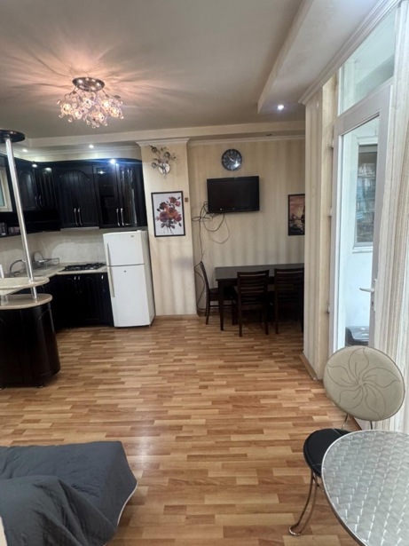2 room Flat For Rent. Batumi - picture #1