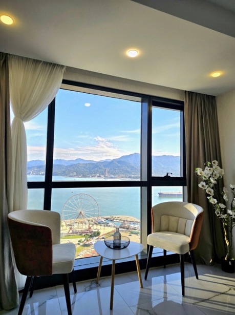 2 room Flat For Rent. Batumi - picture #1