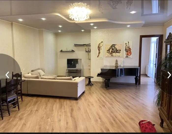 4 room Flat For Rent. Saburtalo  - picture #1