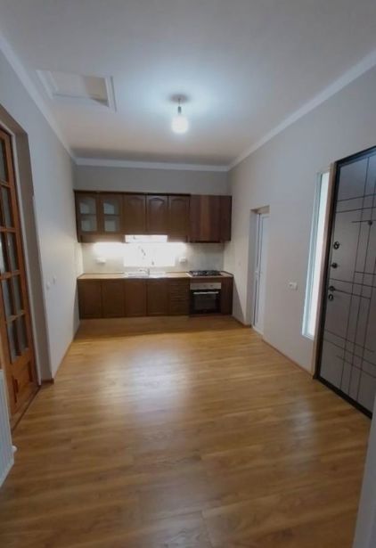 3 room Private House For Rent. Isani  - picture #1