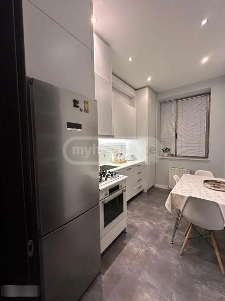 2 room Flat For Rent. Saburtalo  - picture #1