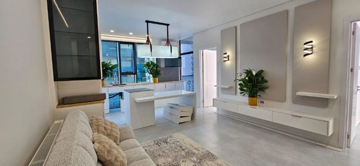 3 room Flat For Sale. Batumi - picture #1