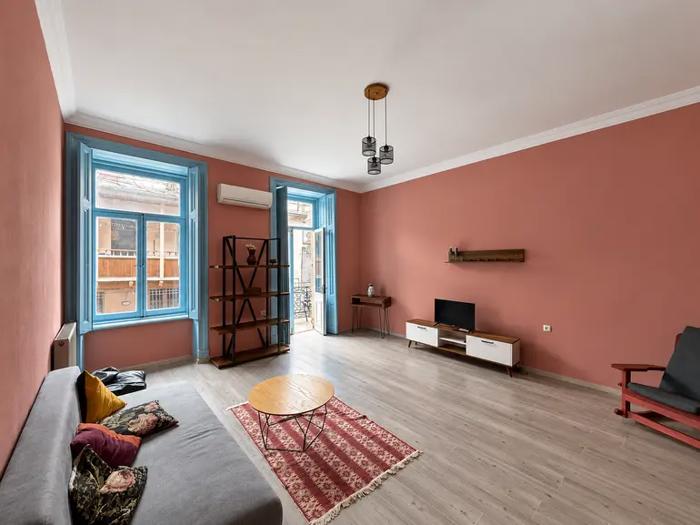 4 room Flat For Rent.  - picture #1