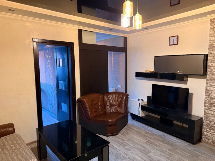 2 room Flat For Rent. Batumi - picture #1