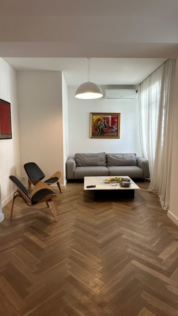 4 room Flat For Rent. Vake  - picture #1