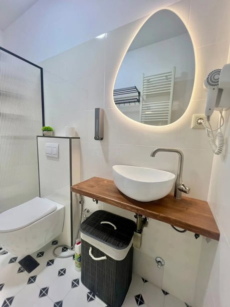2 room Flat For Rent. Saburtalo  - picture #1
