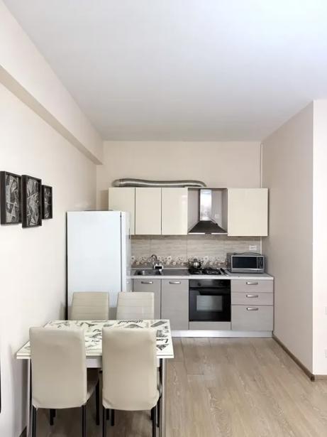 3 room Flat For Rent. Saburtalo  - picture #1