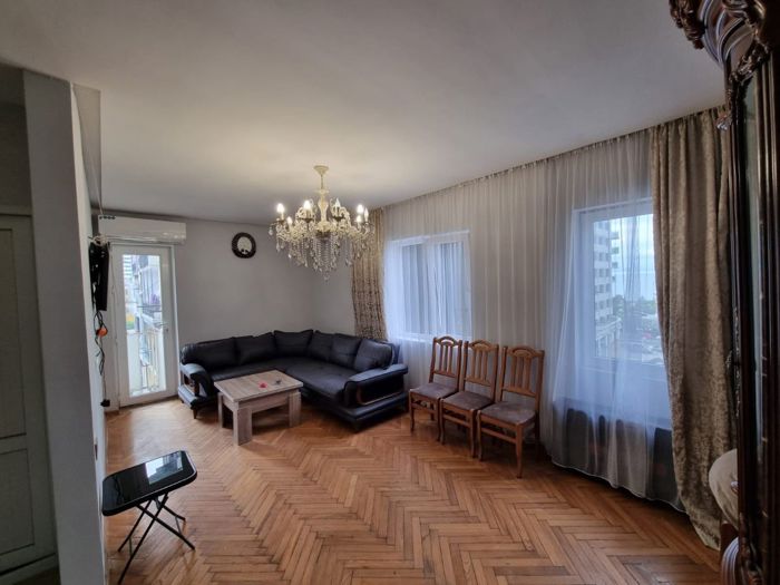 3 room Flat For Rent. Batumi - picture #1