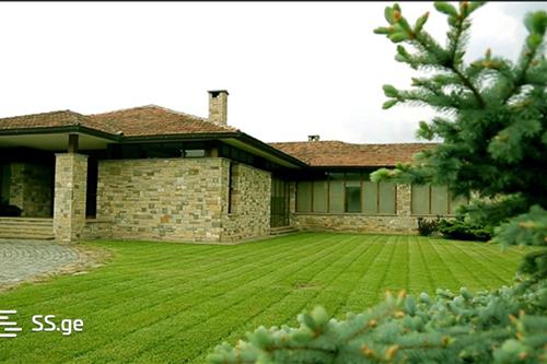 https://static.ss.ge/2_3d2d64e7-2af8-4851-a4c0-79d49e853d9c_Thumb.jpg