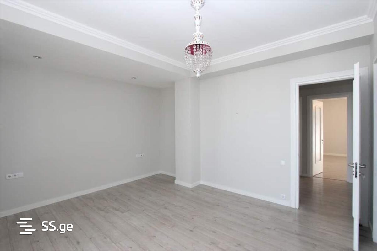 4 Room Flat For Rent. Vake view 12