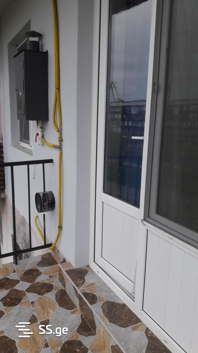 2 Room Flat Daily Rent. Poti view 8